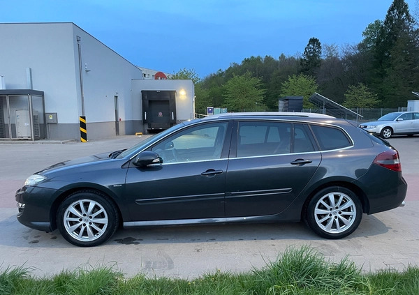 Renault Laguna cena 26900 przebieg: 198079, rok produkcji 2011 z Gdańsk małe 232